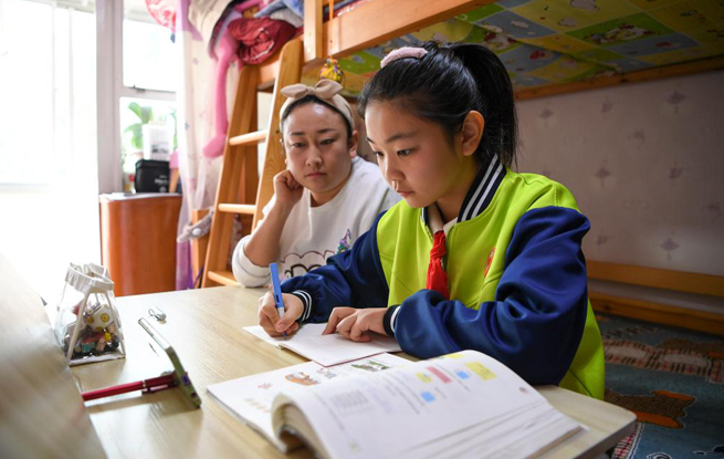 寧夏發生疫情地區中小學線上教學開課